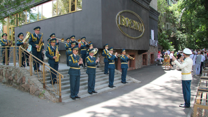  Дәурен Мақсұтханұлы 