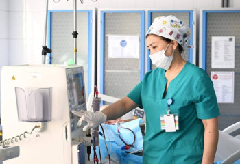 Бүгін Медицина қызметкерлері күні: Адам өміріне араша болғандар