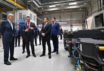 Главе государства представили первый пассажирский вагон, произведенный на заводе Stadler Kazakhstan