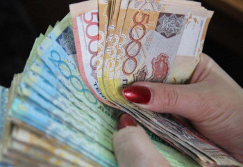 Елордалықтарды 40 млн теңгеге сан соқтырған әйел ұсталды