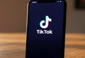 TikTok захватила ностальгия: подростки сходят с ума по сериалам из 2000-х