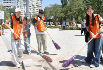 Алматыда Сайран жағалауында кең ауқымды экологиялық акция өтті