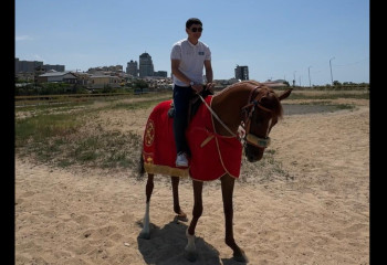 Нұрдәулет Қилыбай волейбол бапкеріне ат мінгізді