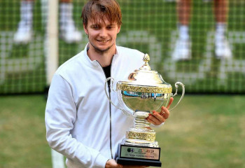 Қазақстандық теннисші Галледегі турнирдің екі дүркін чемпионы атанды