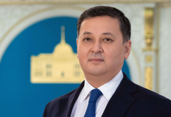 Алаяқтар Мұрат Нұртілеудің атынан жалған видео таратты