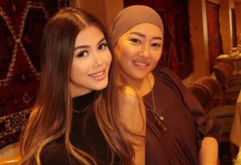 Наркенже Серікбаеваның қызы анасын қорғап пікір білдірді