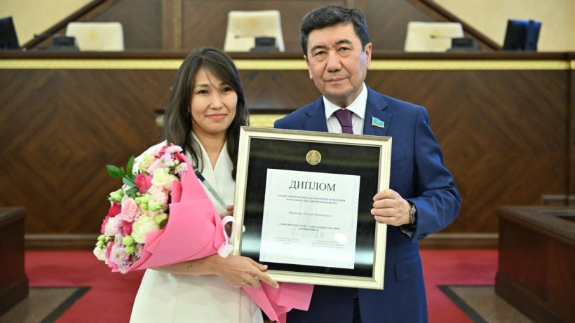  © Пресс-служба Мажилиса РК 