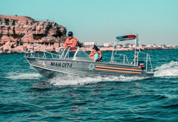 Каспий жағалауында қауіпсіздік күшейтілді: құтқарушылар патрульдеуді жалғастыруда