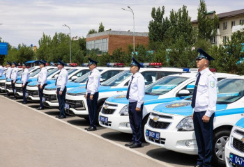 40 новых служебных автомобилей передали полиции Алматинской области