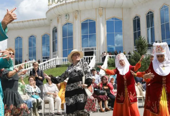 «Достық үйі достарға құшағын жауда»: фестиваль единства и радости в столице