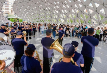 Фотовыставка «Закон и порядок» проходит в столичном парке