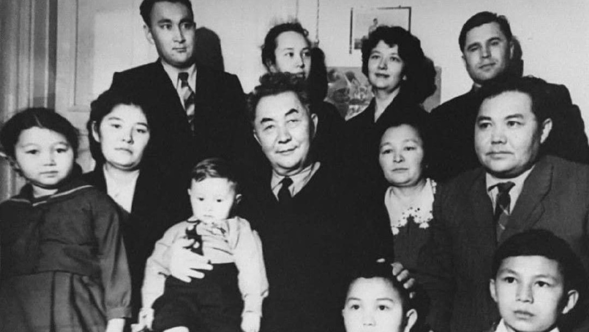  facebook.com/sayasat 