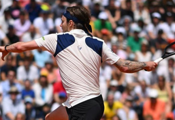 Александр Бублик готовится к Уимблдону-2025