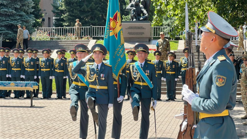  Қорғаныс министрлігі 