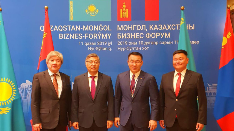  Қалыбек Қобландиннің жеке мұрағаты 