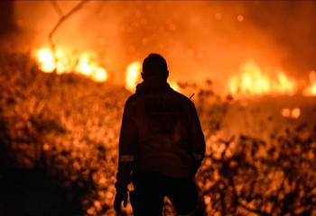 Wildfire on Greek island of Crete prompts evacuation of 1,500 residents