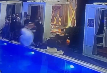 Драка в Шератоне: мужчина швырнул в бассейн трех девушек