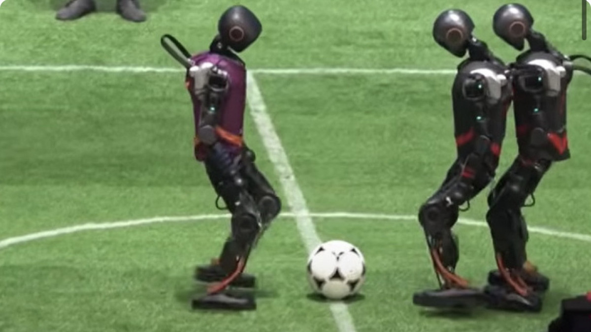  Screenshot from video 