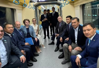 Вагоны LRT показали изнутри