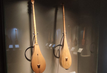 «Она настоящая казашка!». Национальный день домбры встречает Казахстан