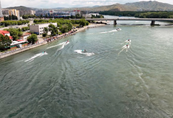 Парад на Иртыше: как спасатели Восточного Казахстана показали красоту своих катеров