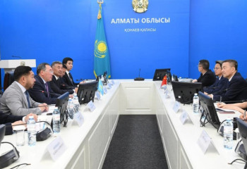 Казахстан и провинция Чжэцзян: научный мост к будущему и миллиардные инвестиции в ИИ