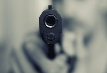 Жамбыл облысында фельдшерді атып кетті