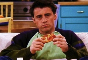 Что делают с едой на съемках: в соцсетях обсуждают неожиданный факт