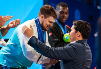 Казахстан - триумфатор завершившегося в Астане чемпионата Азии по тяжелой атлетике