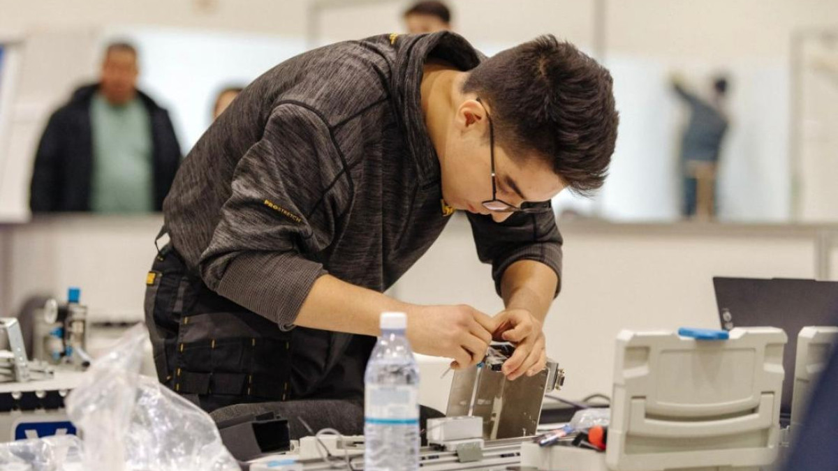  Оқу-ағарту министрлігі 