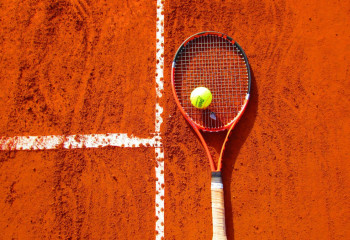 «Табысты бөлісе алмаған». Атақты теннисшіні әкесі атып өлтірді