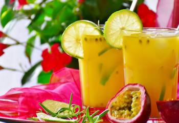 Лимонад, шай, кофе: аптап ыстықта шөлді басу үшін қандай сусын ішу керек?