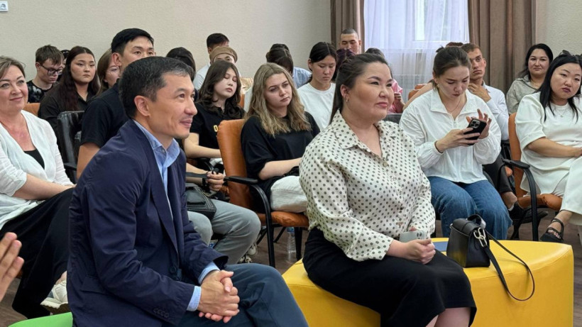  Мәдениет және ақпарат министрлігі 