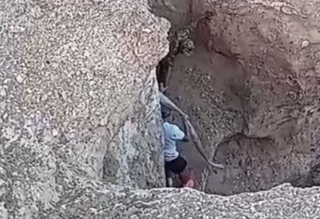 Шарын шатқалында жыраға құлап кеткен турист құтқарылды