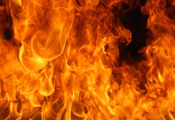 Ақмолада жинаулы тұрған 6 тонна шөп өртенді