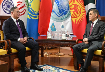 Kazakh FM visits SCO headquarters