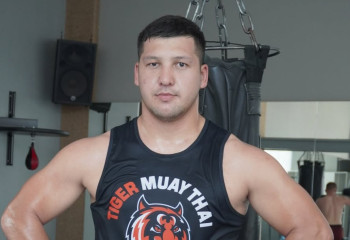 Казахстанец сразится с представителем Кыргызстана на арене UFC