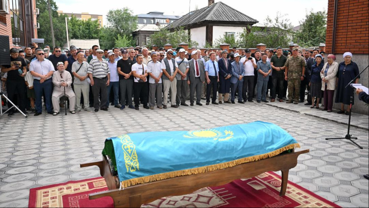  Абай облысының әкімдігі 