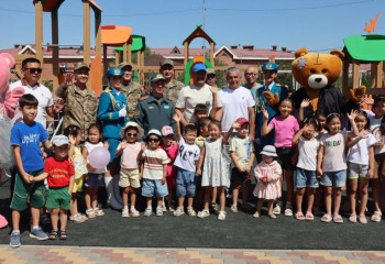 Шымкентте әскери қалашық аумағында спорттық-ойын кешен салынды