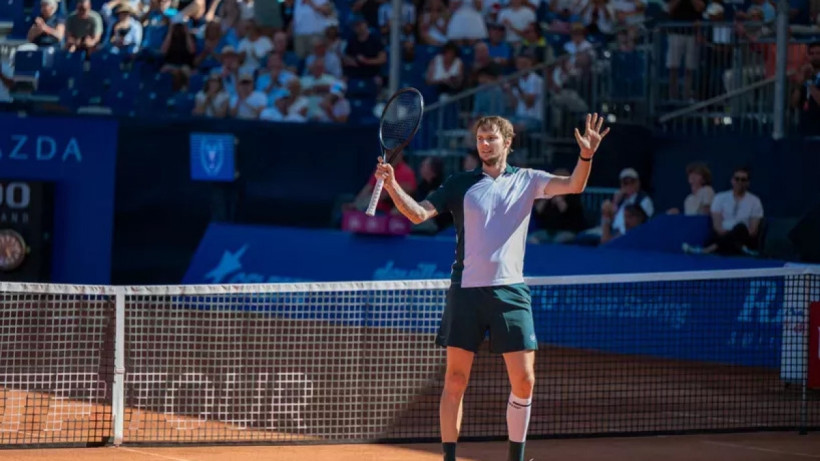  Теннис федерациясы 