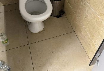 Ужасное состояние аэропорта Алматы обсудили в соцсетях