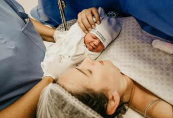 Үш адамның ДНҚ-сымен сегіз сәби дүниеге келді