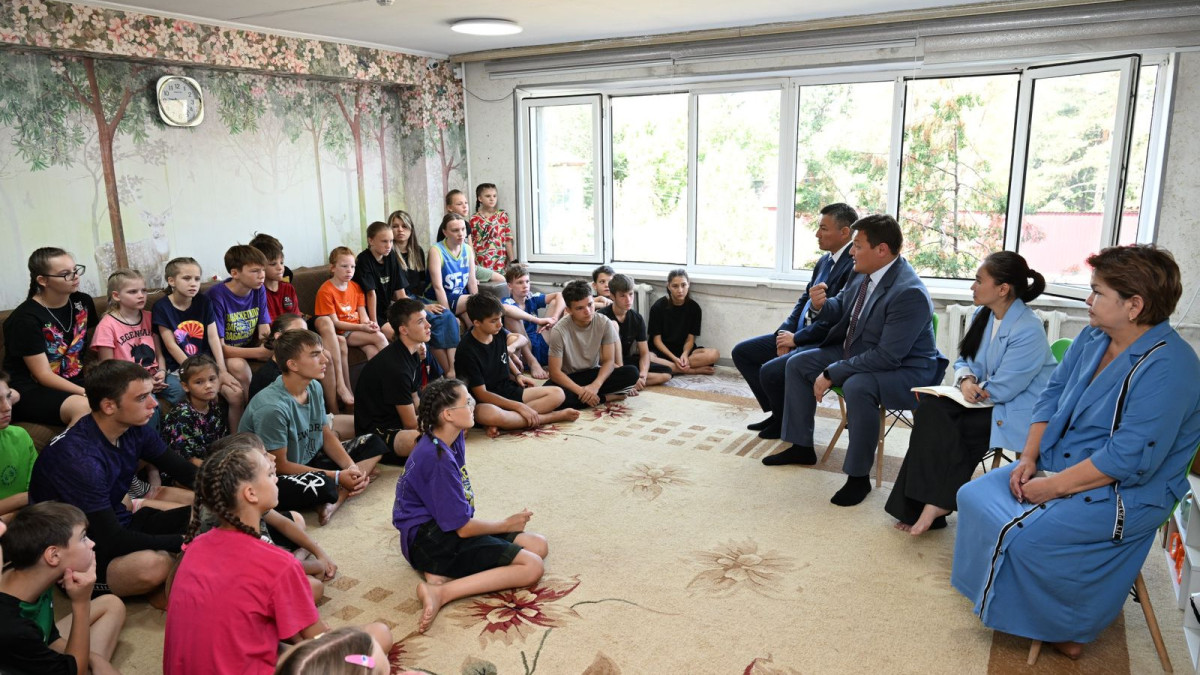  Президент әкімшілігі 