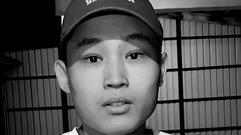  әлеуметтік желіден 