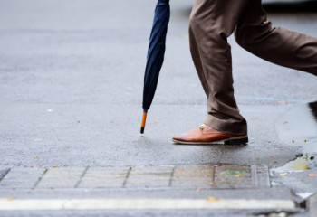 Жолды белгіленбеген жерден кесіп өткеніңіз үшін қанша айыппұл төлейсіз?