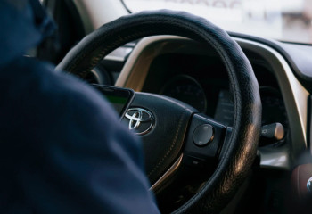 БАӘ Өзбекстанның жүргізуші куәліктерін ресми түрде мойындады