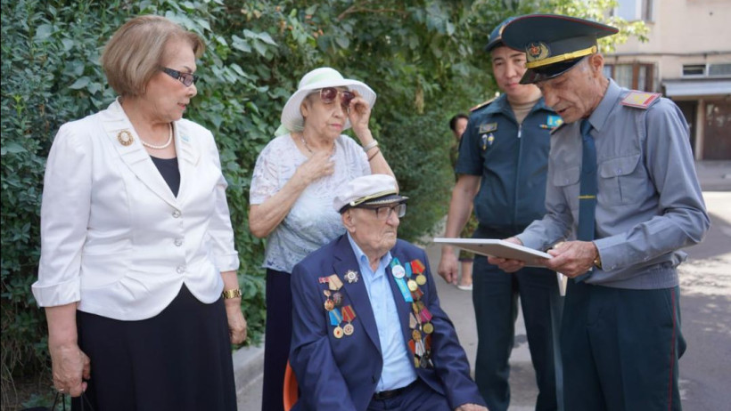  Қорғаныс министрлігінің баспасөз қызметі 