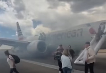АҚШ-та жолаушылар ұшағы өртенді