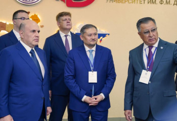 РФ премьер-министрі Омбыдағы ҚазҰУ филиалына барды