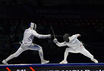 Казахстан выиграл у девятикратных чемпионов Олимпиады и завоевал историческую «бронзу» в мужской шпаге